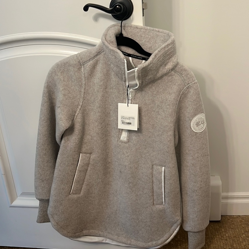 Canada Goose brand new fleece sweater